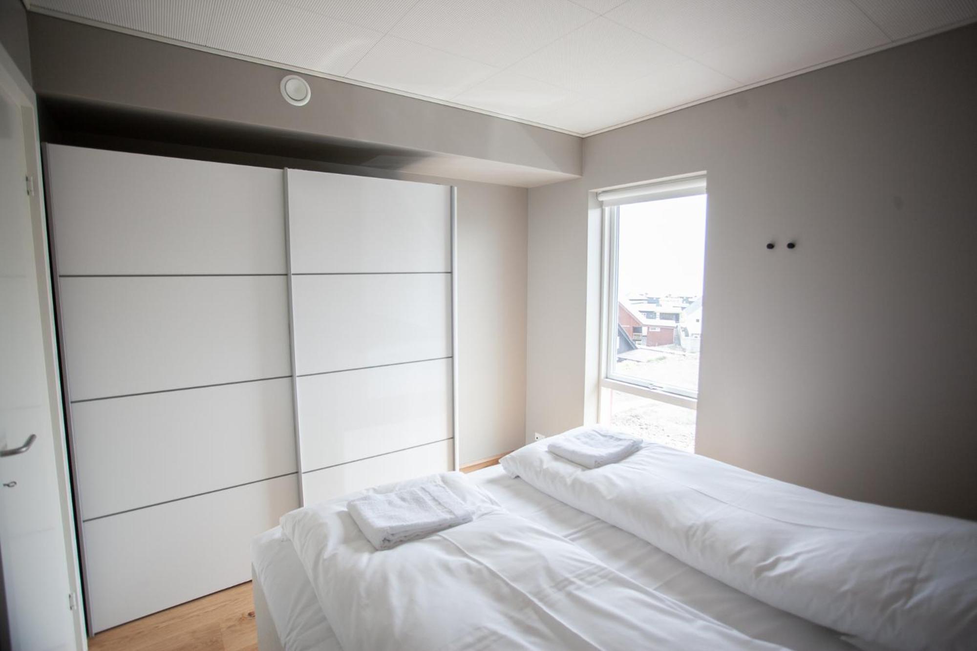 New Three Bedroom Townhouses With Sea View 토르스하운 외부 사진